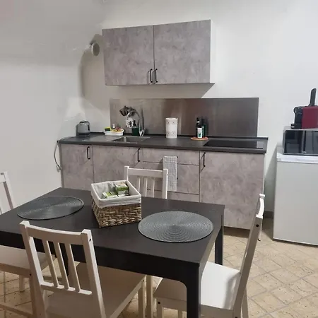 La Taverna In Centro Citta Αόστα